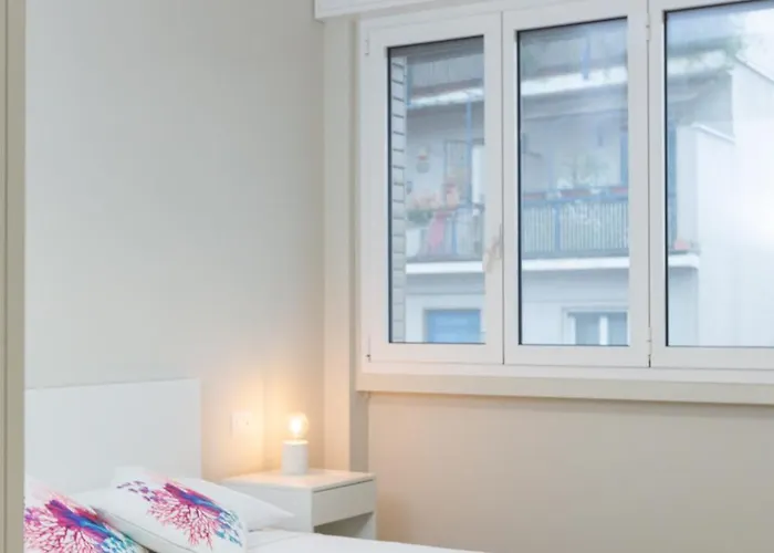 Dreams Exclusive Apartments With Terrace - Free Parking - M1 Station - Near Center